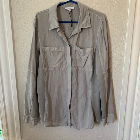 Reiss two pocket button up utility lyocell blouse NWOT 8 - Picture 3 of 5